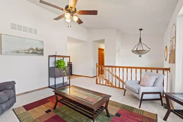 3741 Buckingham park, Jefferson City, MO 65109