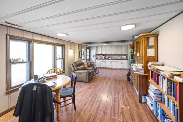 5413 Thompson RD, Columbia, MO 65202