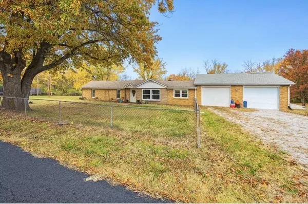 5413 Thompson RD, Columbia, MO 65202