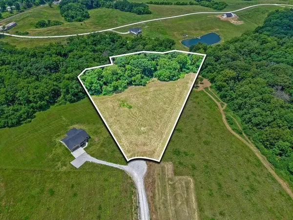 15000 Meriwether CT, Boonville, MO 65233