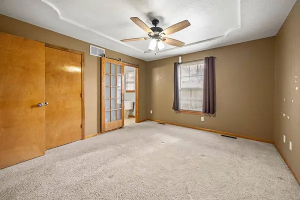 3741 Buckingham park, Jefferson City, MO 65109