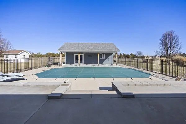 3212 Nicklaus CT, Fulton, MO 65251