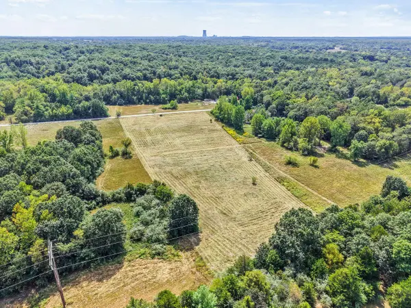 9679 Deer run RD, Williamsburg, MO 63388