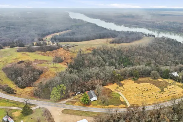 10590 State road 94, Portland, MO 65067