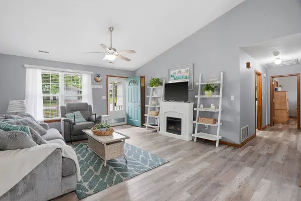 2100 Osage DR, Columbia, MO 65202