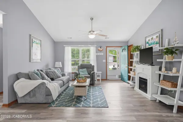 2100 OSAGE DRIVE, Columbia, MO 65202