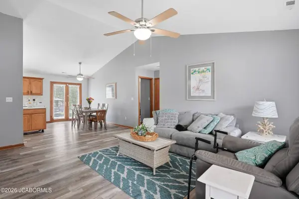 2100 OSAGE DRIVE, Columbia, MO 65202