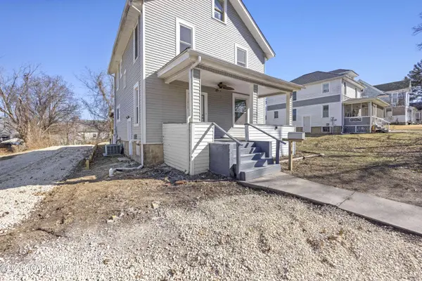 1012 N BLUFF STREET