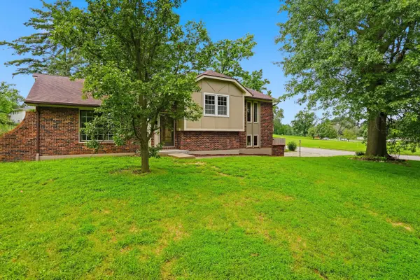 400 Douglas BLVD, Fulton, MO 65251