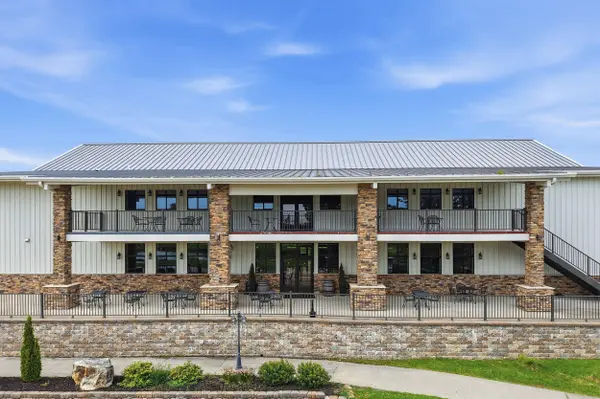 1616 Oilwell RD, Jefferson City, MO 65101