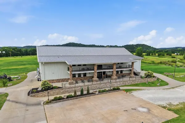 1616 Oilwell RD, Jefferson City, MO 65101