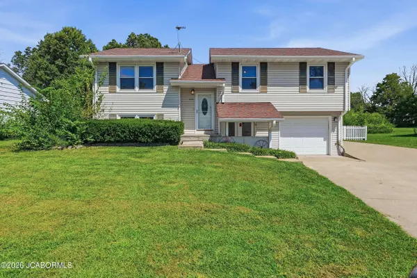 505 CANTERBURY DRIVE