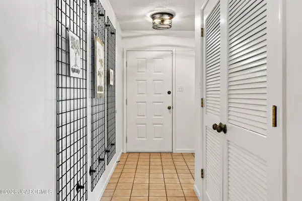 2612 BURRWOOD DRIVE, Columbia, MO 65203