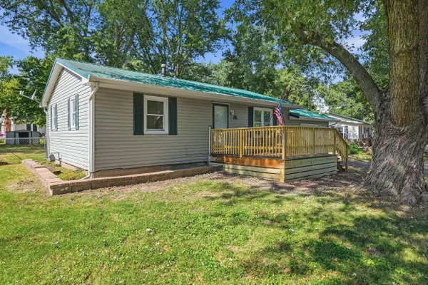 607 Jean CIR, Auxvasse, MO 65231