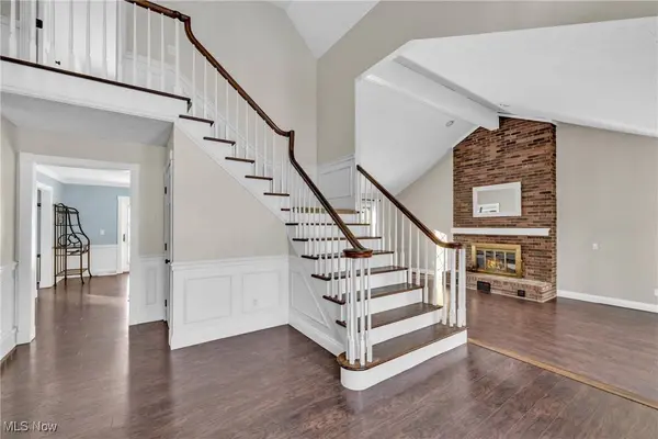 10242 Pinecrest RD, Concord, OH 44077