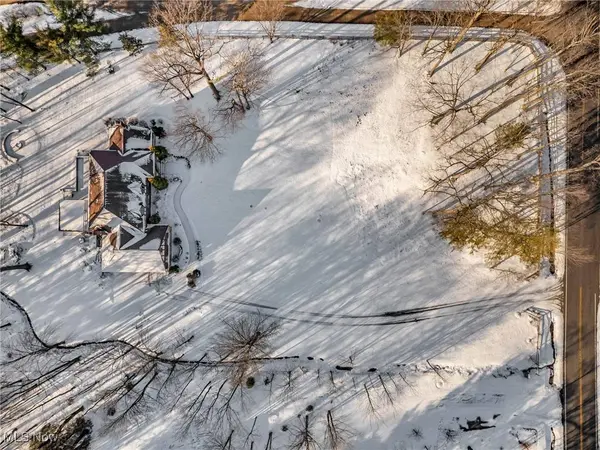 10242 Pinecrest RD, Concord, OH 44077