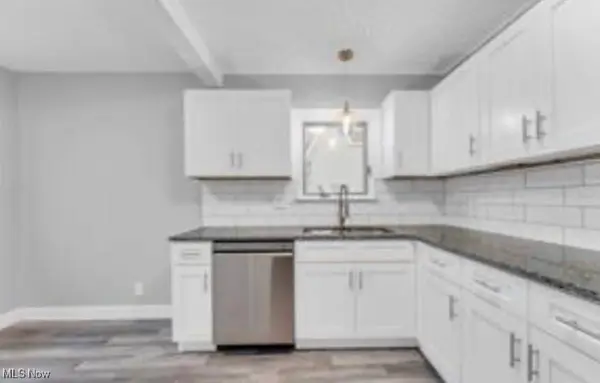 3175 Sycamore RD, Cleveland Heights, OH 44118