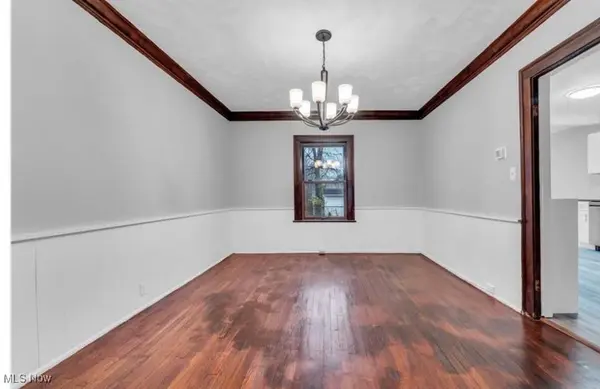 3175 Sycamore RD, Cleveland Heights, OH 44118