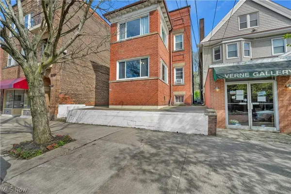 2197 Murray Hill RD, Cleveland, OH 44106