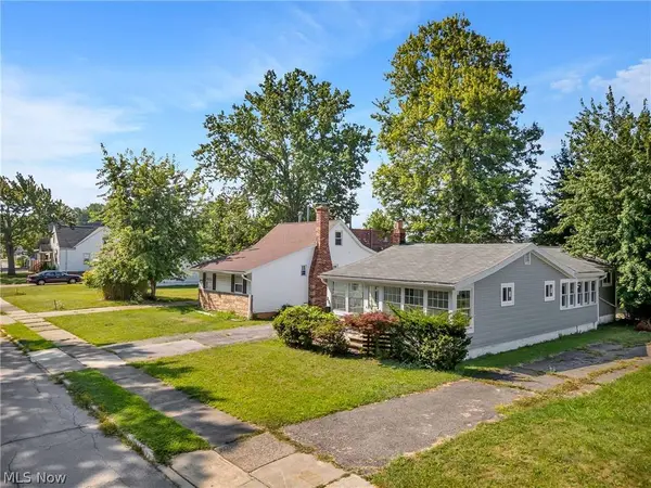 290 E 317th ST, Willowick, OH 44095
