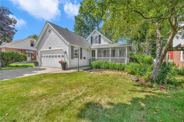 360 Huntmere DR