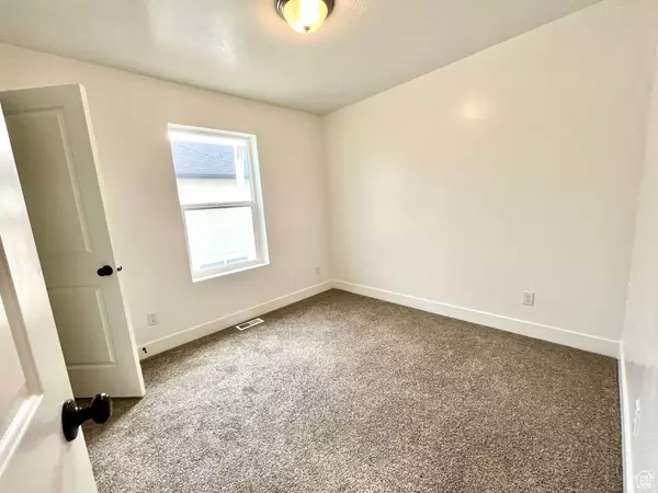 1937 S FREESTONE BLVD, Santaquin, UT 84655