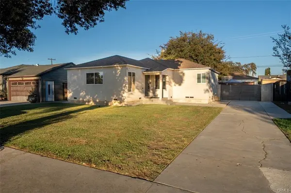 2055 S Lowell St, Santa Ana, CA 92707-2530
