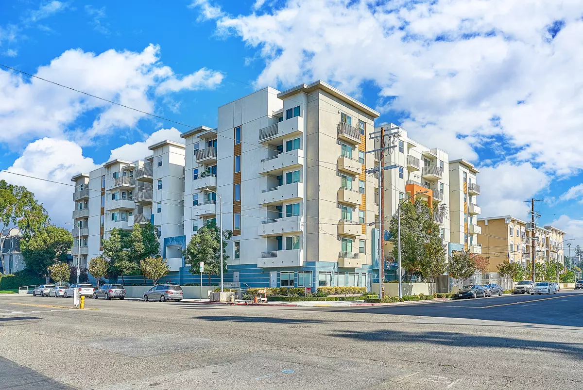 Los Angeles, CA 90020-1414,436 S Virgil Ave #PH11