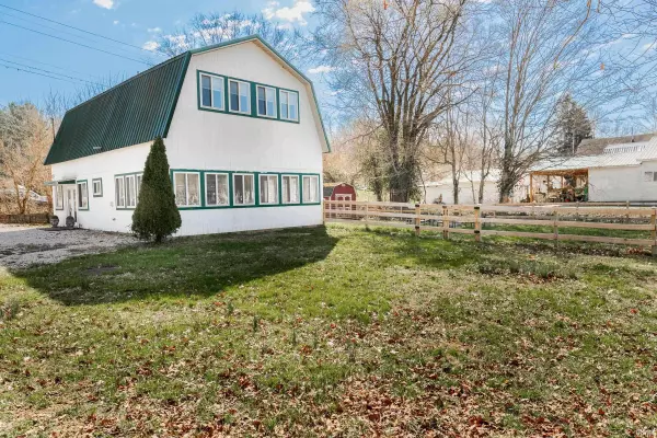 8318 N Railroad Street, Stinesville, IN 47464