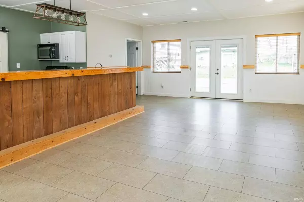 8318 N Railroad Street, Stinesville, IN 47464