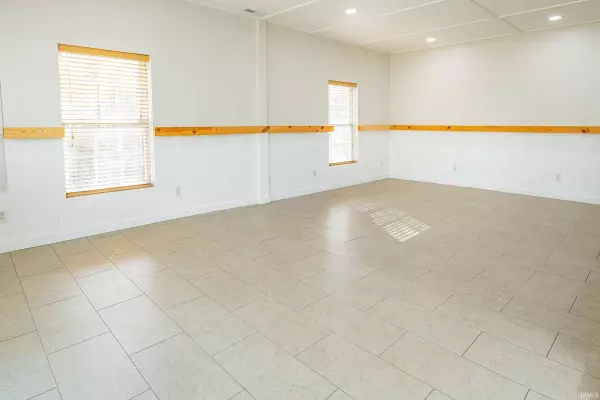 8318 N Railroad Street, Stinesville, IN 47464