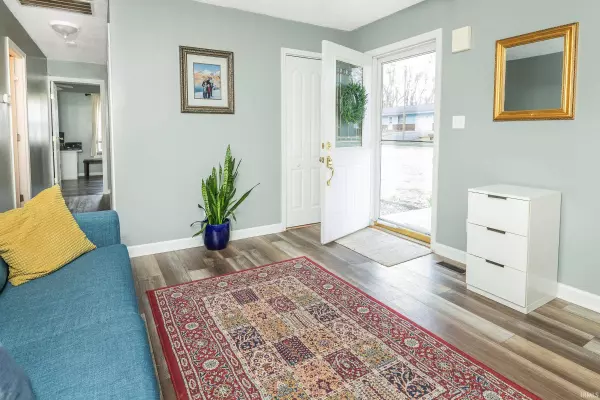 525 S Poplar Drive, Ellettsville, IN 47429