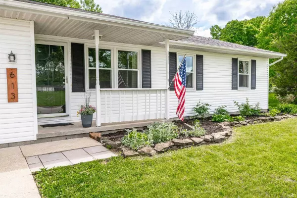 613 W Blackfoot Court, Ellettsville, IN 47429