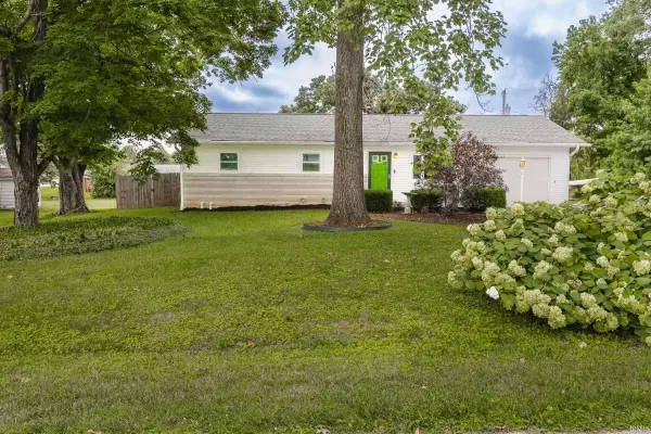 4241 W Broadway Avenue, Bloomington, IN 47404