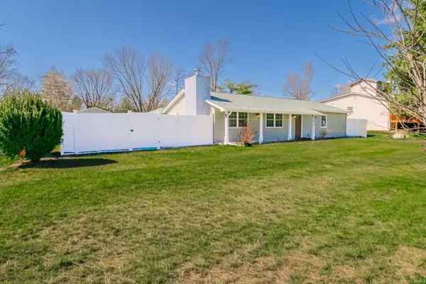 2634 S Hickory Leaf Drive, Bloomington, IN 47403