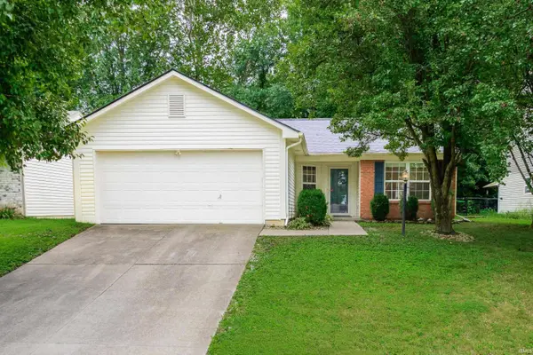 1529 W Edinburgh Bend