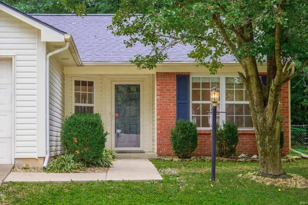 1529 W Edinburgh Bend, Bloomington, IN 47403