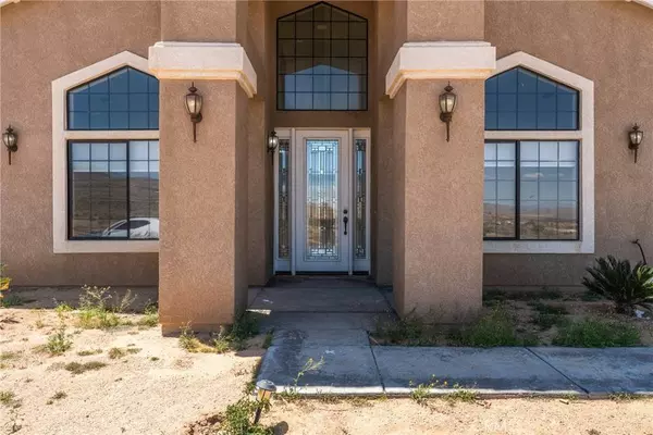 9170 Japatul RD, Apple Valley, CA 92308