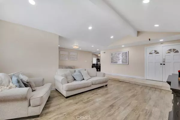 9835 Nevada AVE, Chatsworth, CA 91311