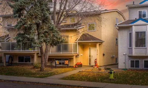 2216 29 ST SW #1, Calgary, AB T3E 2K2