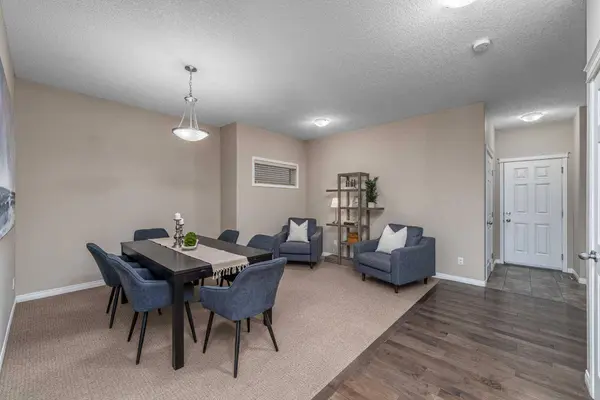 194 Kincora Glen Rise NW, Calgary, AB T3R 0B8