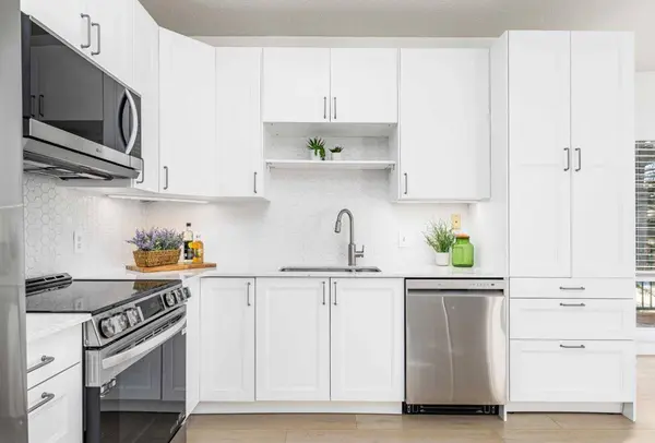 15204 Bannister RD SE #108, Calgary, AB T2X3T4