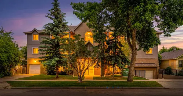 1422 Centre A ST NE #201, Calgary, AB T2E 2Z9