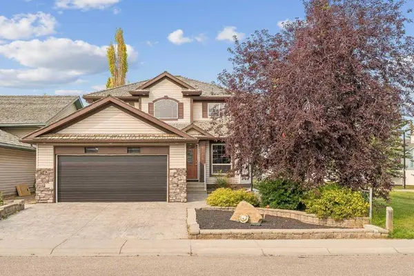 1116 Woodside WAY NW, Airdrie, AB T4B 2S3