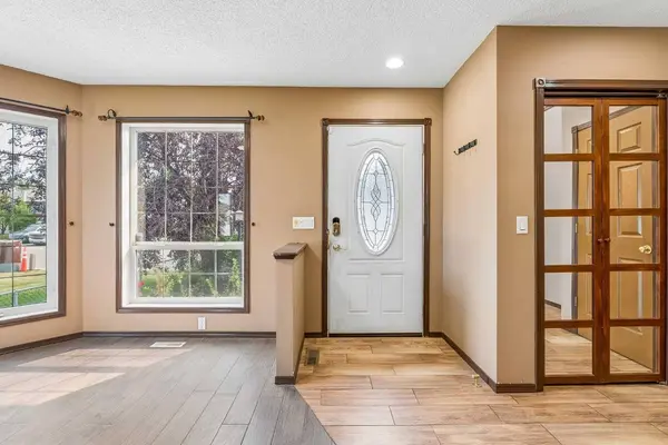 1116 Woodside WAY NW, Airdrie, AB T4B 2S3