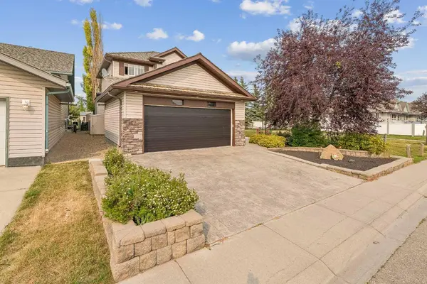 1116 Woodside WAY NW, Airdrie, AB T4B 2S3