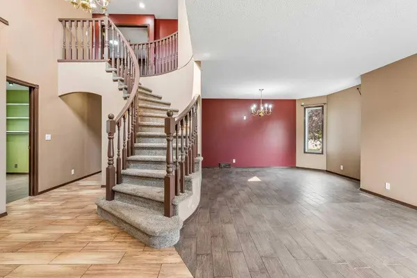 1116 Woodside WAY NW, Airdrie, AB T4B 2S3