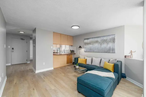 626 15 AVE SW #502, Calgary, AB T2R 0R5