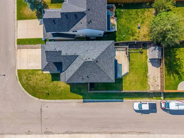 243 Covehaven TER NE, Calgary, AB T3K 6H5