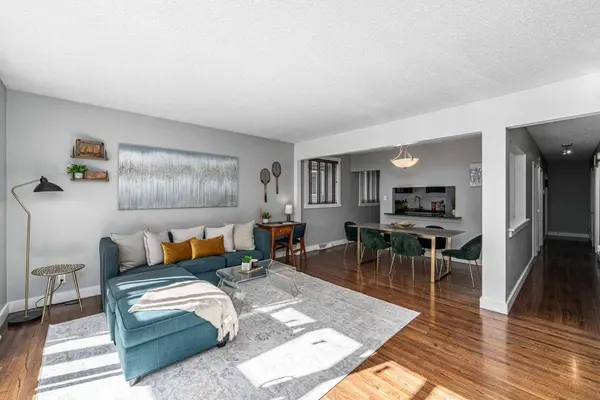 1908 28 AVE SW #301, Calgary, AB T2T 1K1